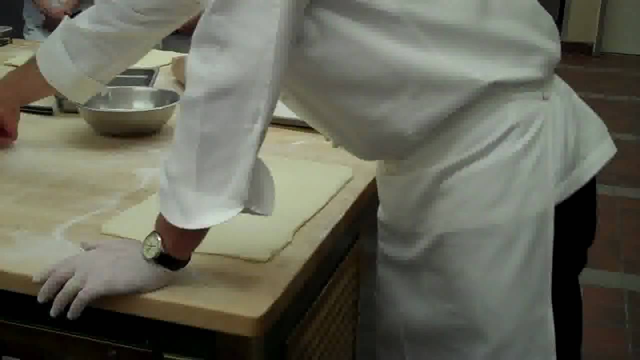 folding palm leaves