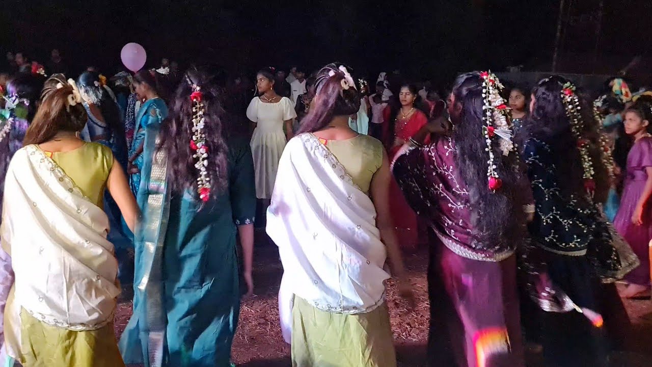 मांदोनी काळसुनपाडा गावातिल लग्निन पोरींचा कडक डान्स  || Lovely Dj Musical Party MH 