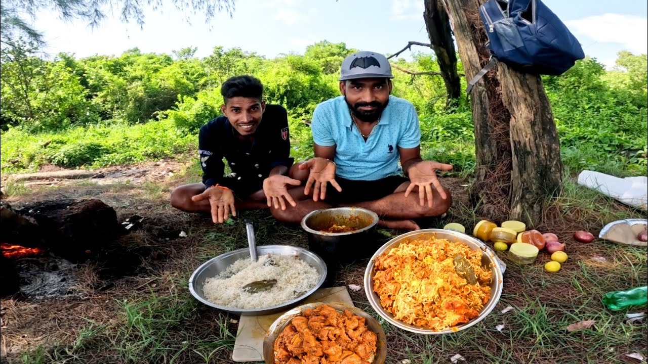 समुद्रावर बनवली चिकन बिर्याणी | चिकन पार्टी | Chicken biryani party , Village cooking @TejaGurav