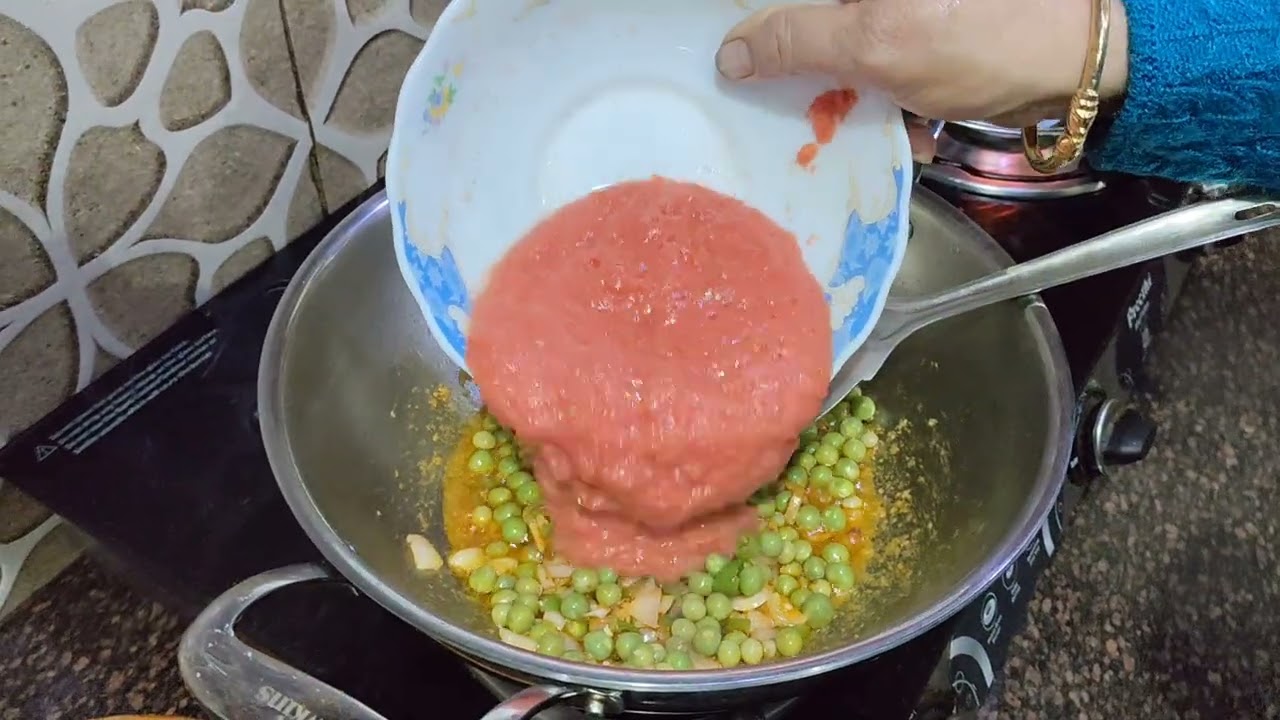 Matar wala baigan ka bharta