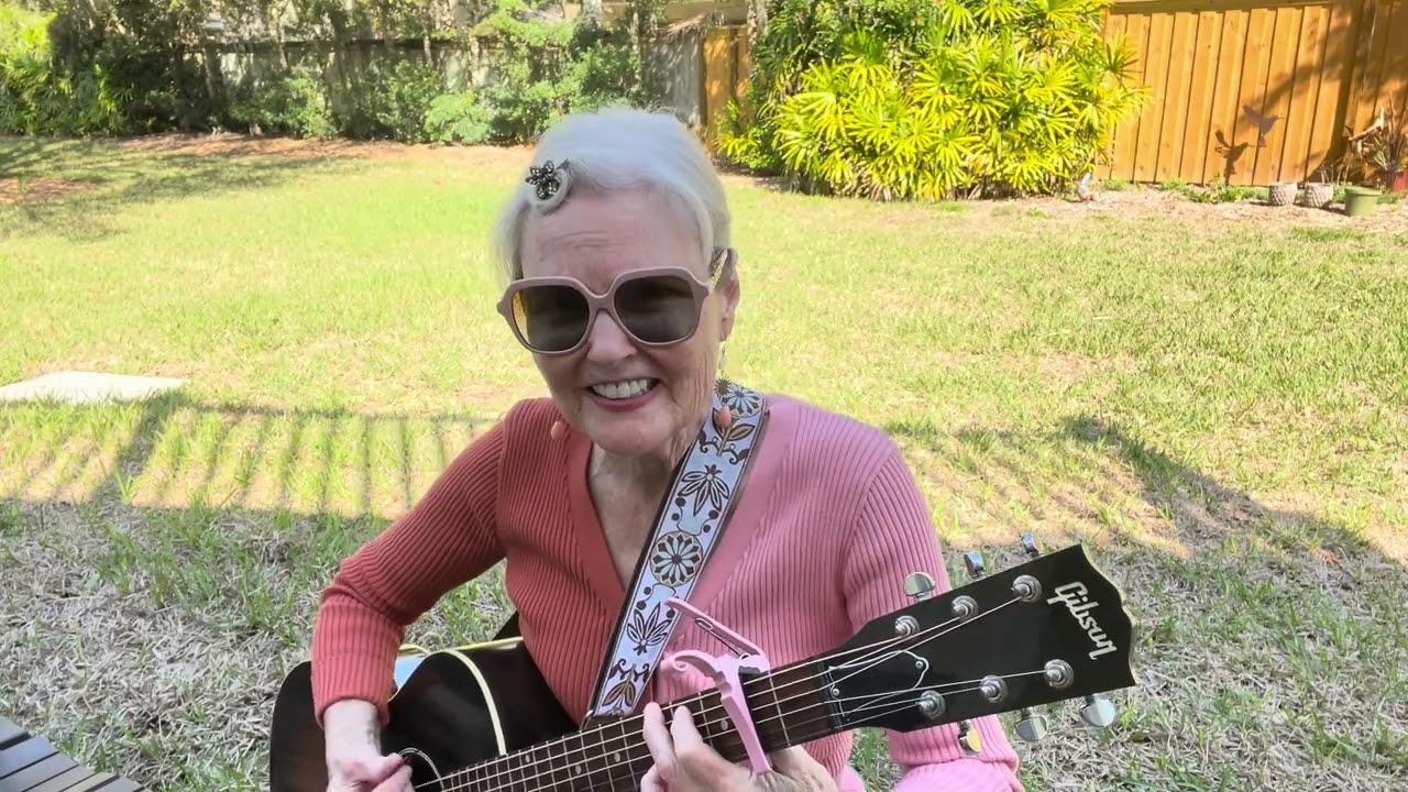 Debi Jean’s World E264 #acousticmusic covers #loureed PALE BLUE EYES for your listening pleasure 🎸🦋