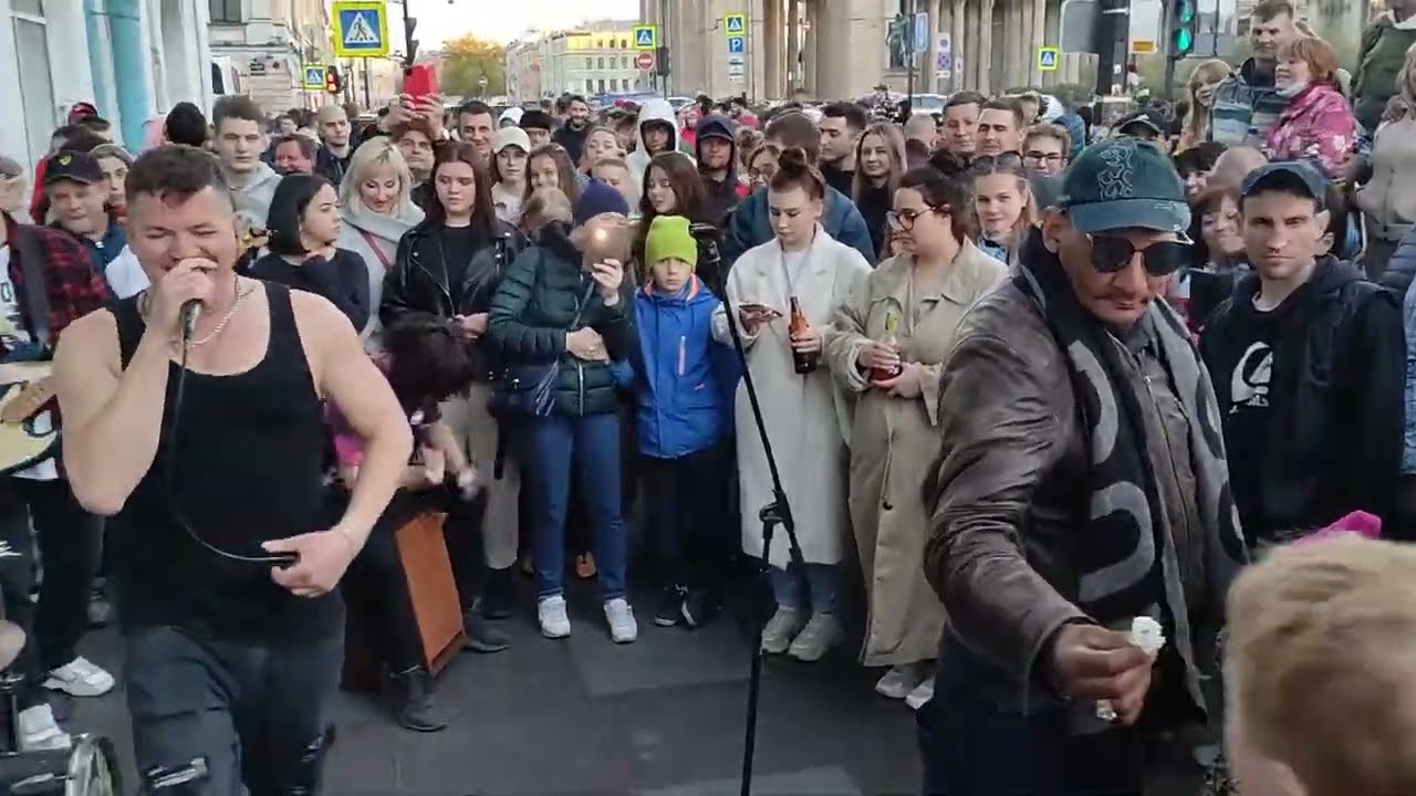 БЛОНДИНКИ И БРЮНЕТКИ! 🔥💥🔥 КАВЕР ГРУППА VISCONTI К ДНЮ РОЖДЕНИЯ СЕРГЕЯ!!! 🎤🎂🎉 #song #music #trending 