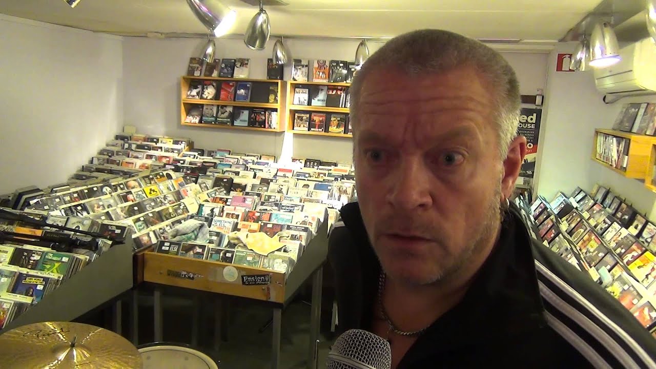 15 16 01 Intervieuw Hausmagger 6e Record Store Day Velvet music Rotterdam 2015 18 04 15 S2 015