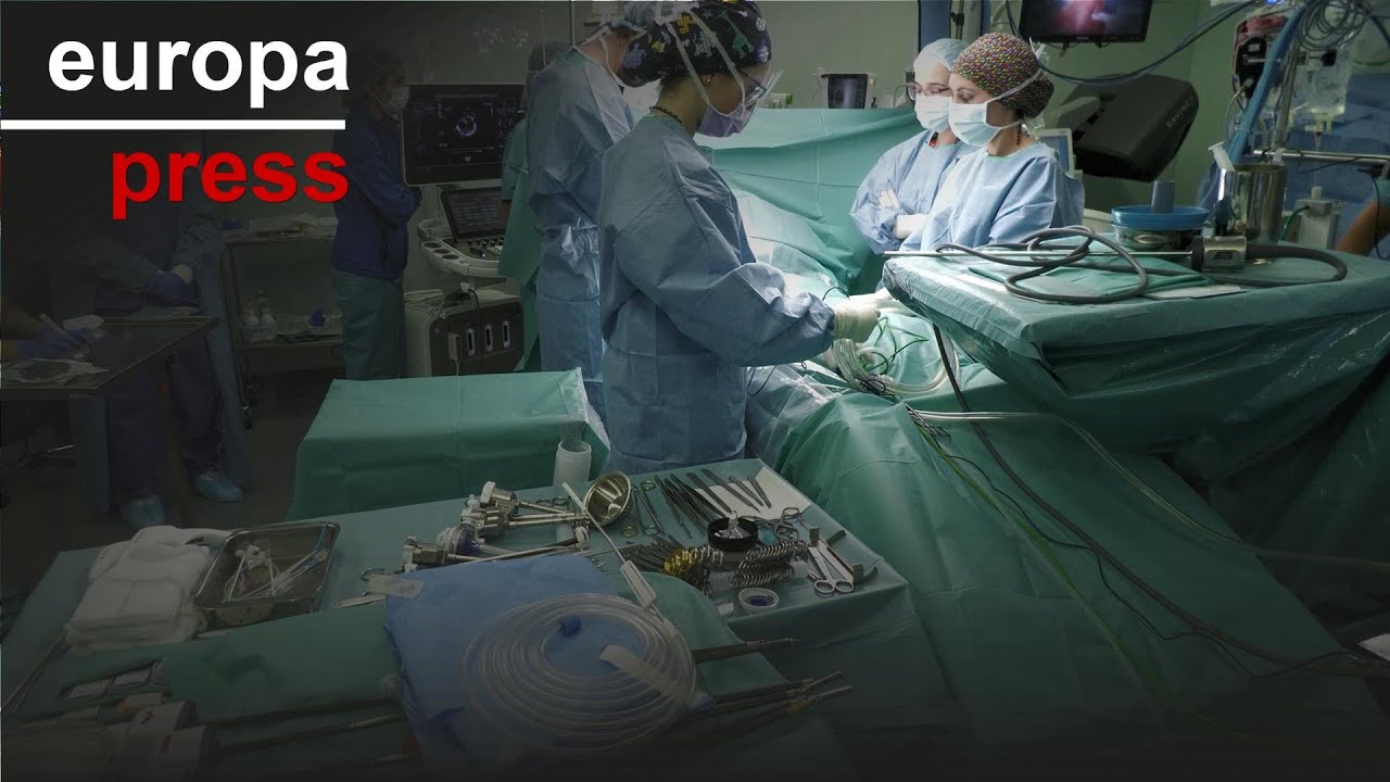 Los hospitales Sant Joan de Déu y Clínic aplican cirugía cardíaca robótica en niños