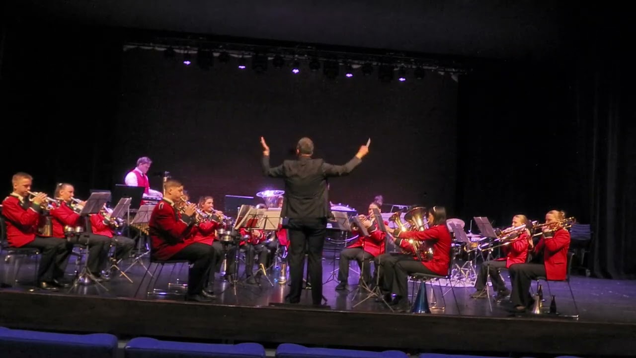 Tomrefjord skulekorps med dirigent Stefan Bocken i  NM 3.div brass 2023