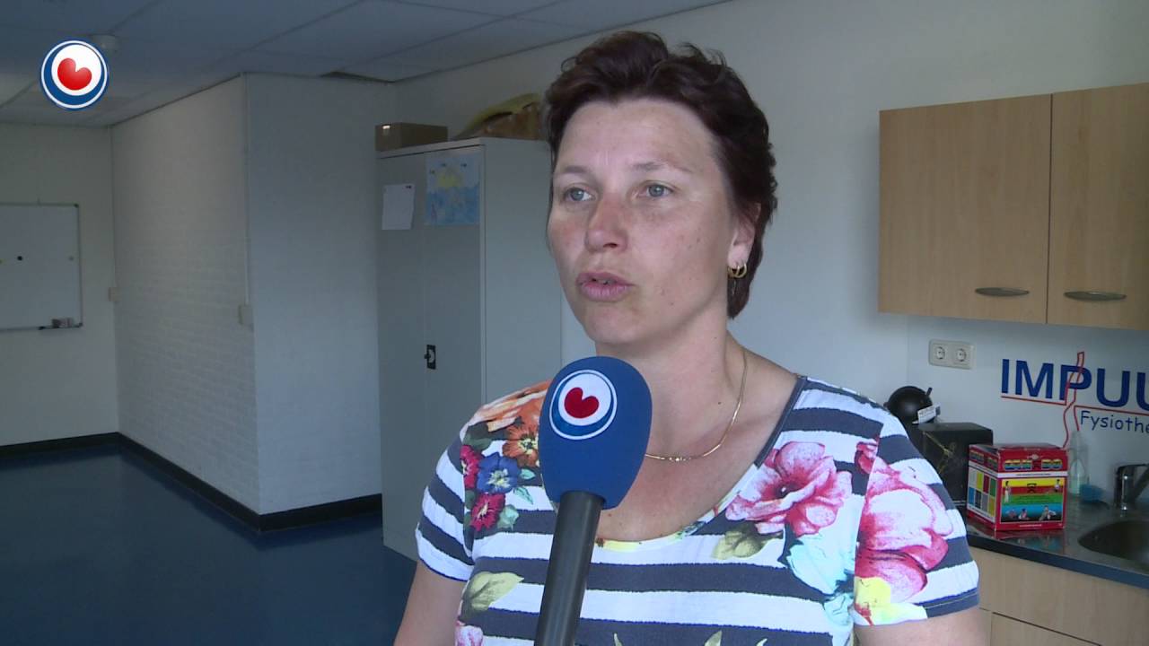 Zwembad St.-Annaparochie blijft nog maanden dicht