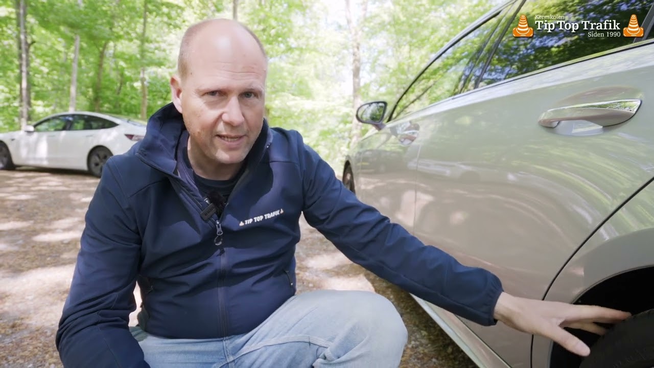 Teknisk gennemgang af bil