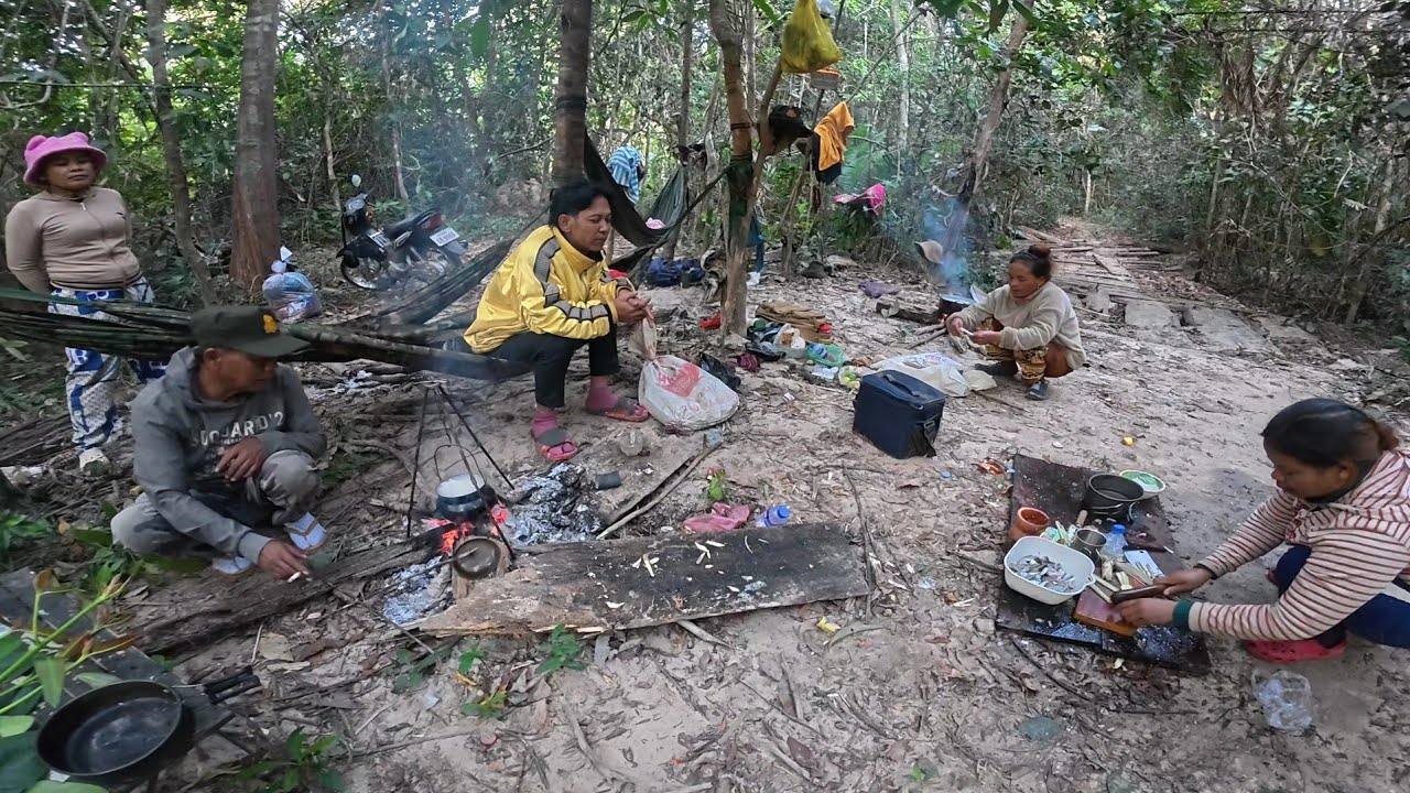 A delicious breakfast of fresh fish and wild rice Ep275.3
