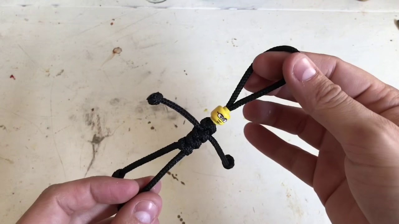 Paracord keyring charm