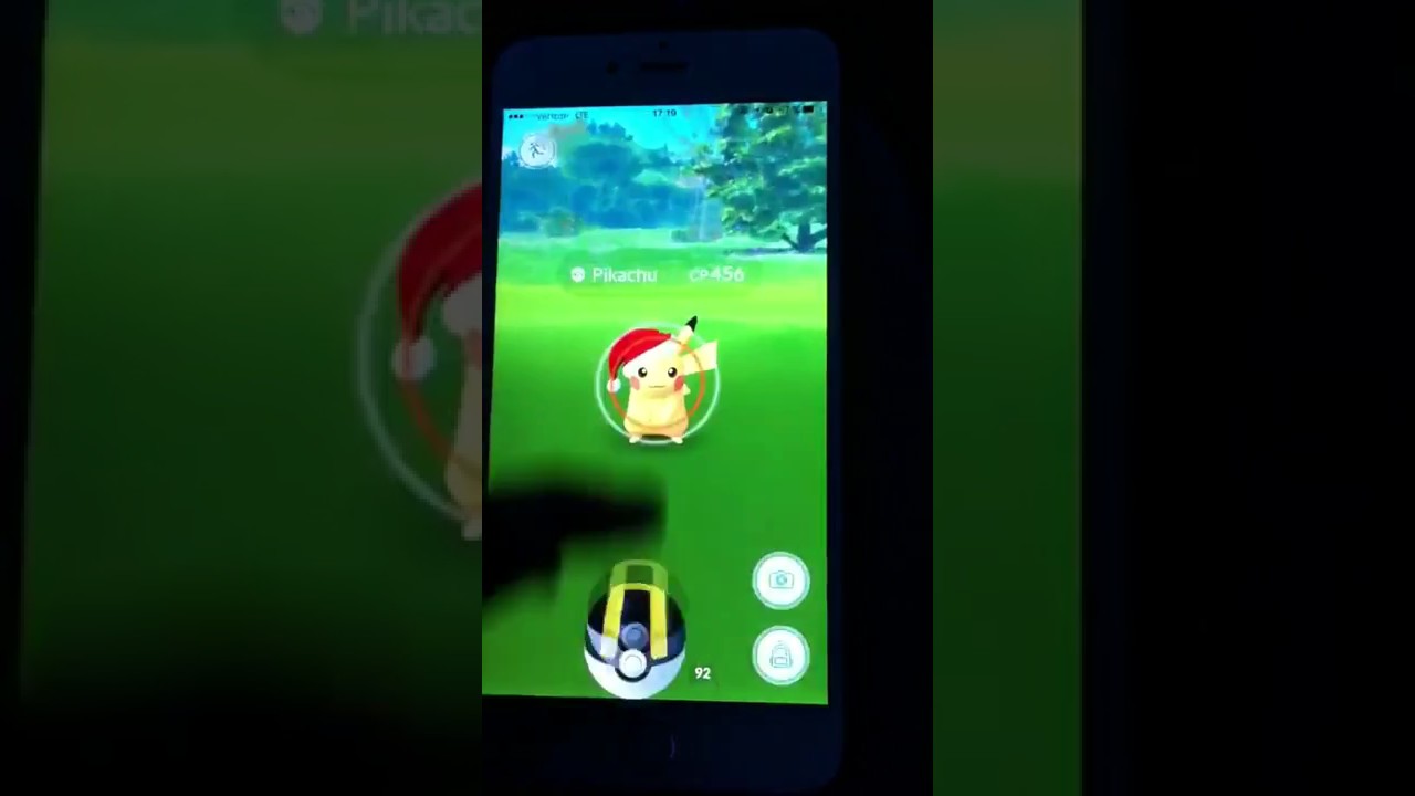 Pokemon GO Catching Christmas Pikachu / Togepi / Pichu