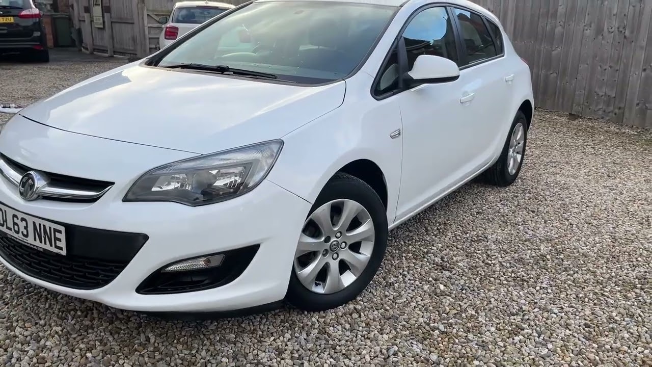 2014 Vauxhall Astra 1.4 16v Design 5dr Hatchback **LOW MILEAGE** 