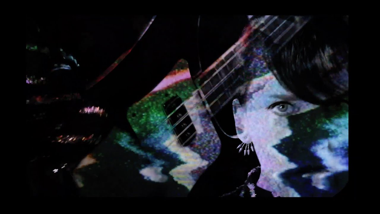 Fotoform – Running (Official Music Video)