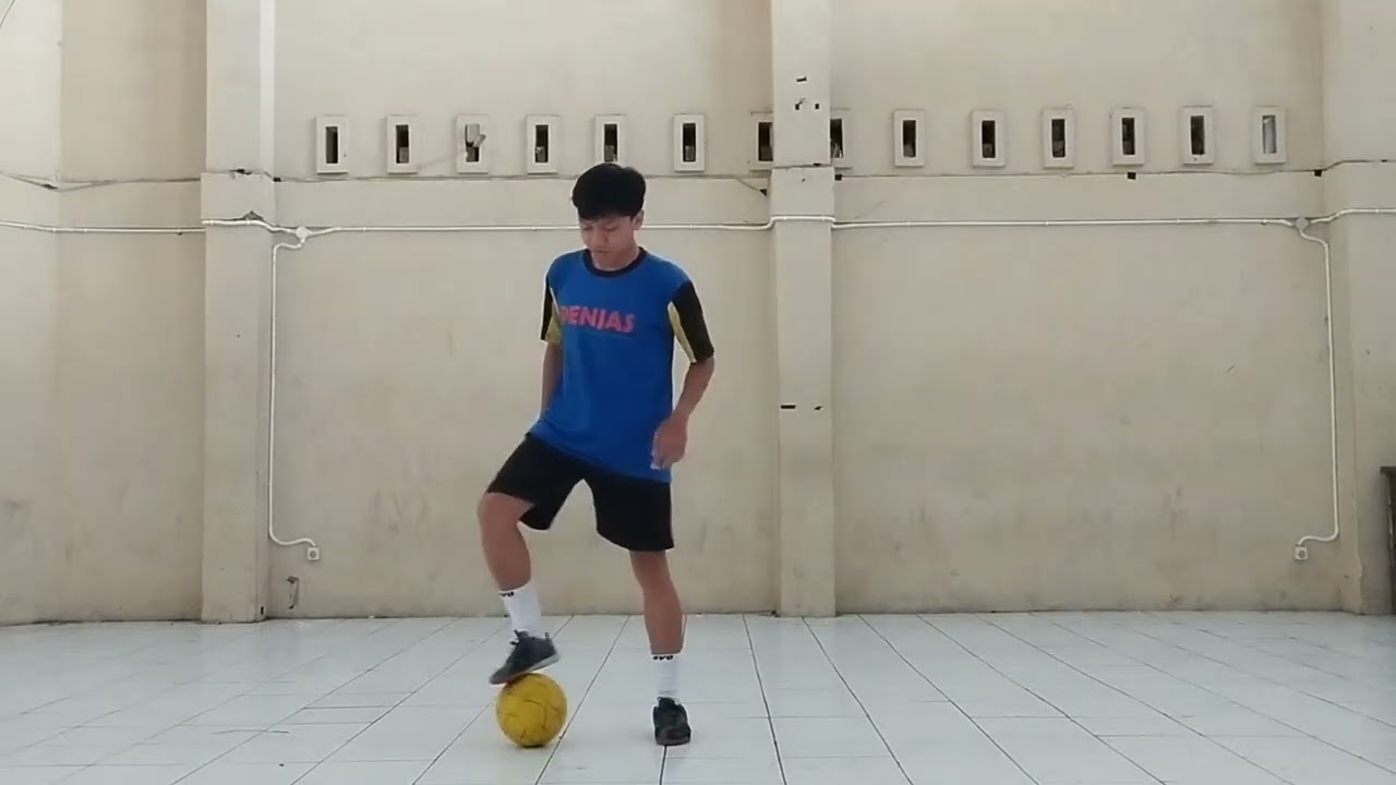 Video Praktik Melakukan Ball Feeling Futsal