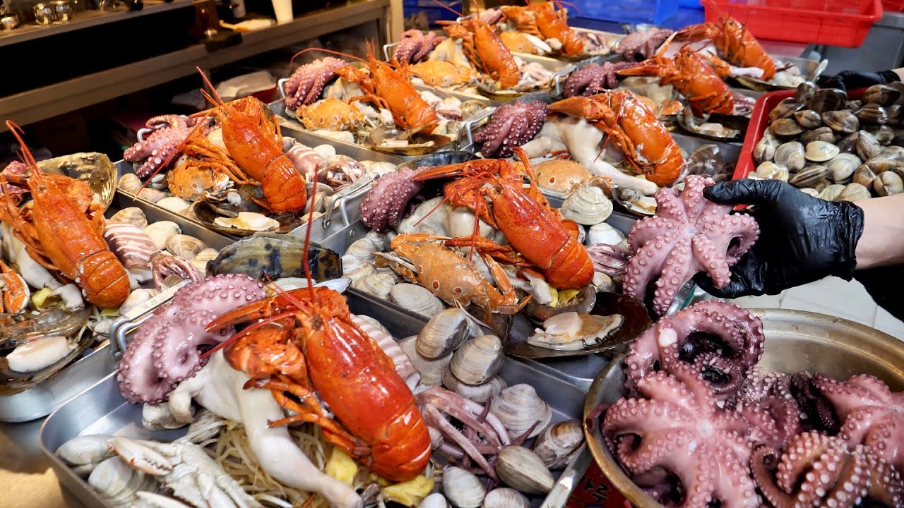 “신선함 끝판왕 해산물 맛집?” 문어, 통닭, 랍스터 통으로 올린 대왕 해물탕, 해물요리 korea Seafood Dish, korean street food