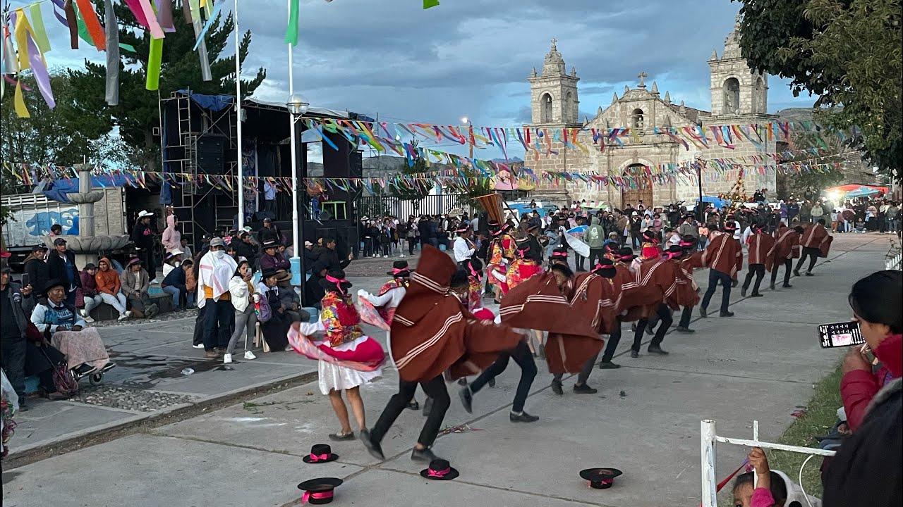 Presentación de comparsa de Puihuan.