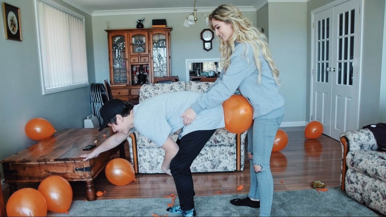 HUMPING BOYFRIEND WITH BALLOON W/ JAI WAETFORD🙀