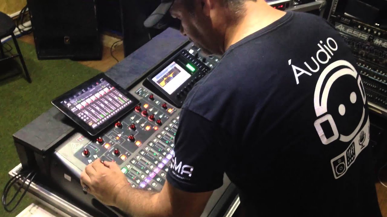 Review Behringer x32
