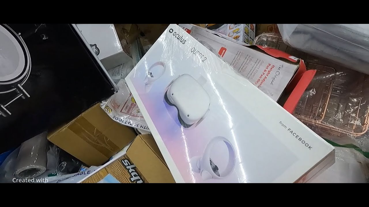 YOU WON'T BELIEVE WHAT I FIND!!!| Black Friday Deals Amazon Liquidation Store| Everything is $7|