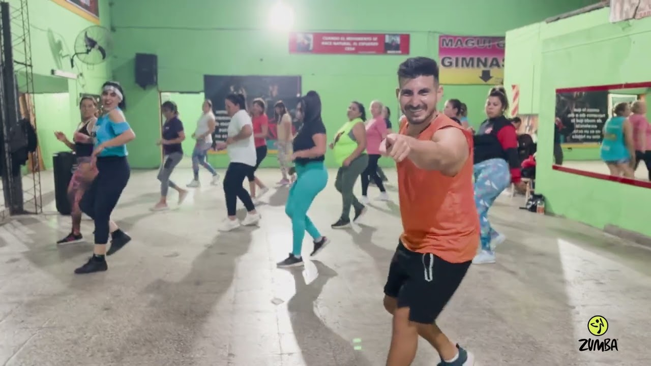 No Puedo Fingirlo / Ulises ft DesaKta2 | Zumba