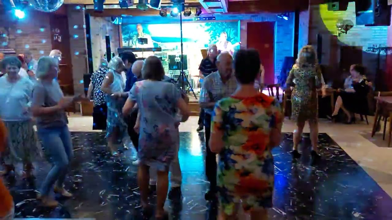Zelfs voor Rock and Roll is er plaats bij The Sunshine Boys in Dancing Waldeslust  in Posterholt 