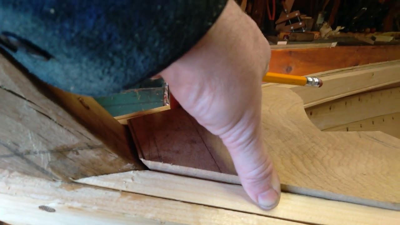 building the Chamberlain Alpha Dory, breast hook and transom cleating.