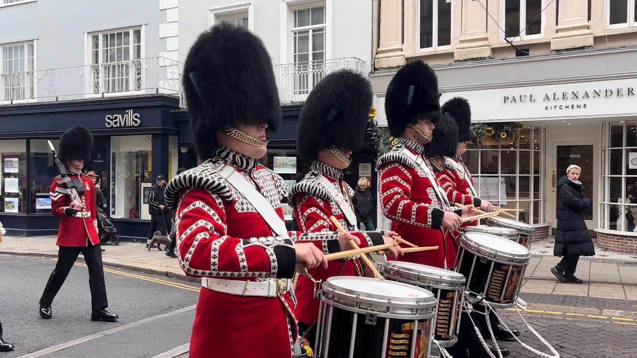 Pipes and drums of the Irish guards new guard welsh guards