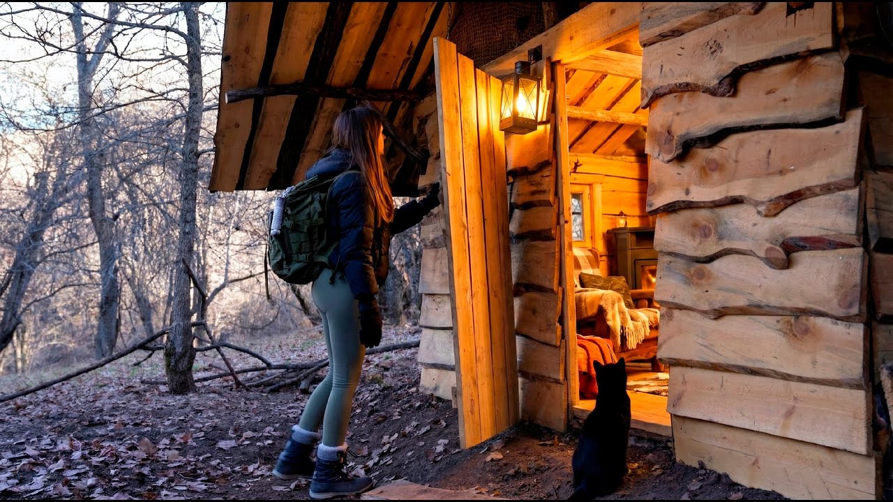 Solo Night in a Log Cabin | Girl and Her Black Cat