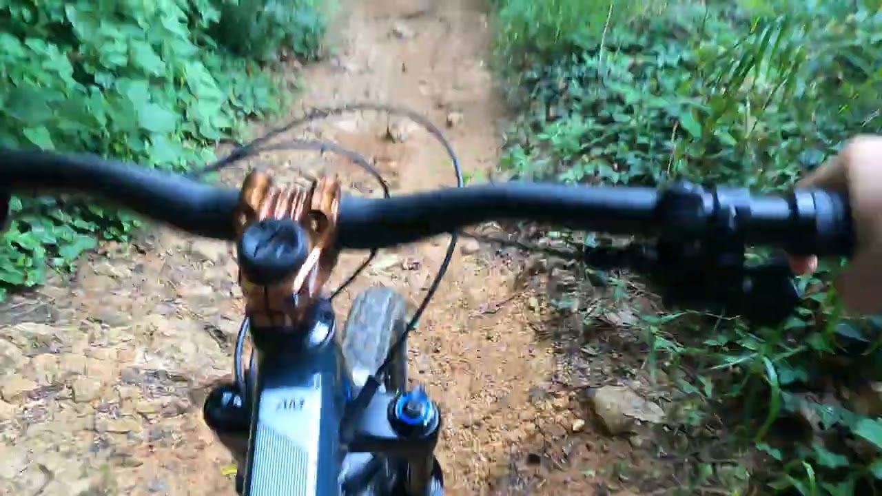 Sentiero tecnico s2 sul monte orfano