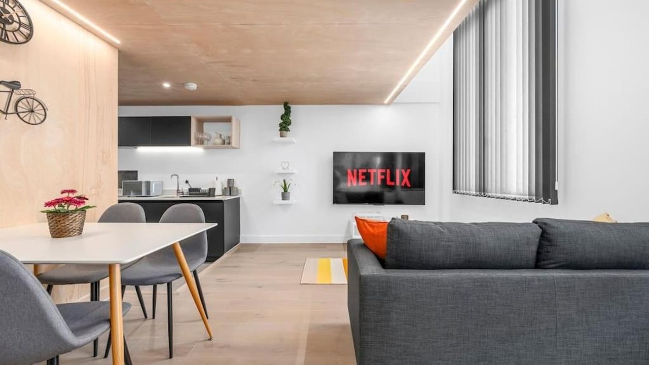 Luxury Stylish Apartment Central Manchester | Manchester, United Kingdom | Hotel Review 🛏️