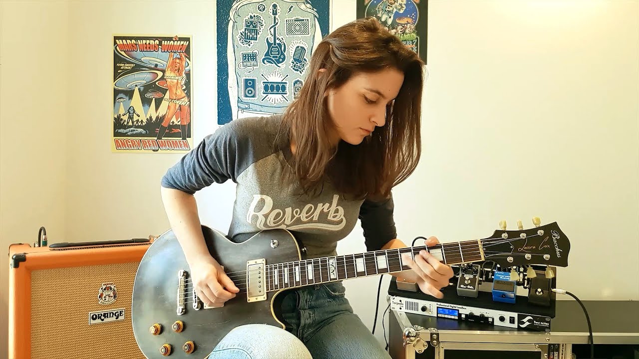 Laura Cox - Fingerpicking on Orange Rocker 32 & Rocker 15