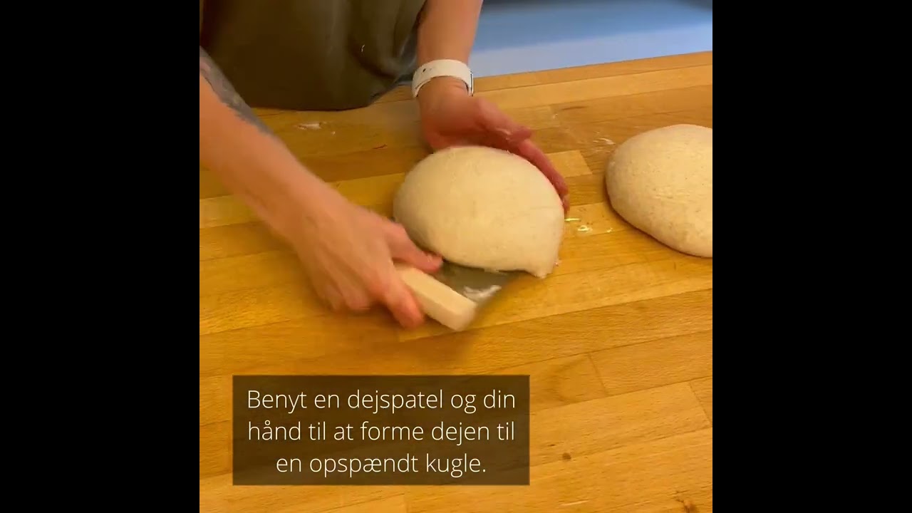 Surdejsskole: Formning af surdejsbrød til bordhvil