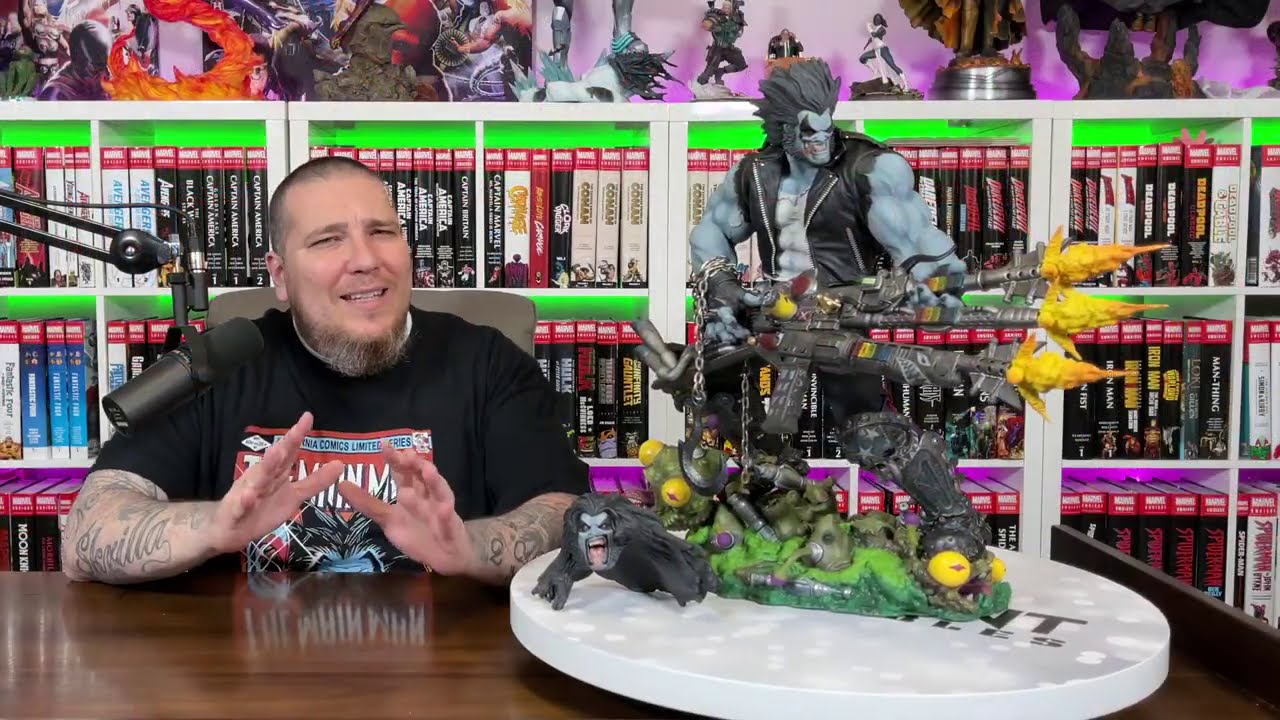 LOBO Maquette Statue Unboxing & Review | Sideshow Collectibles