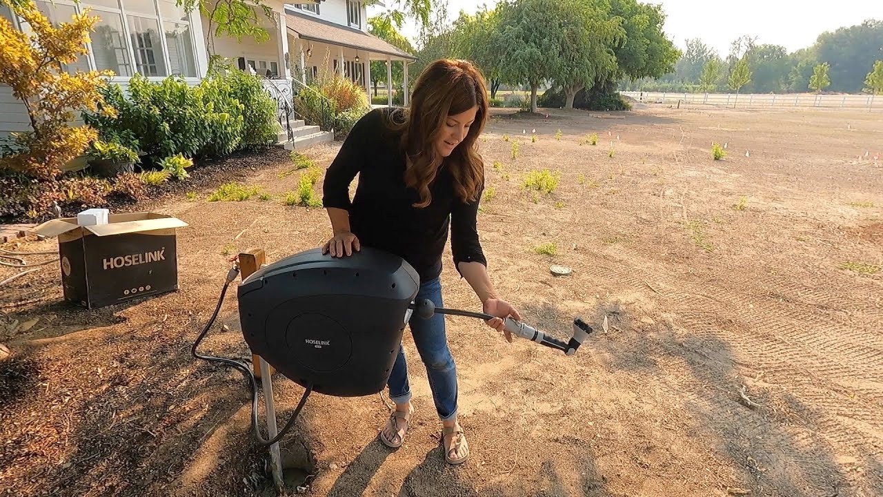 Installing a New Hoselink (+ Giveaway!) & Harvesting Potatoes! 💦🥔🙌 // Garden Answer