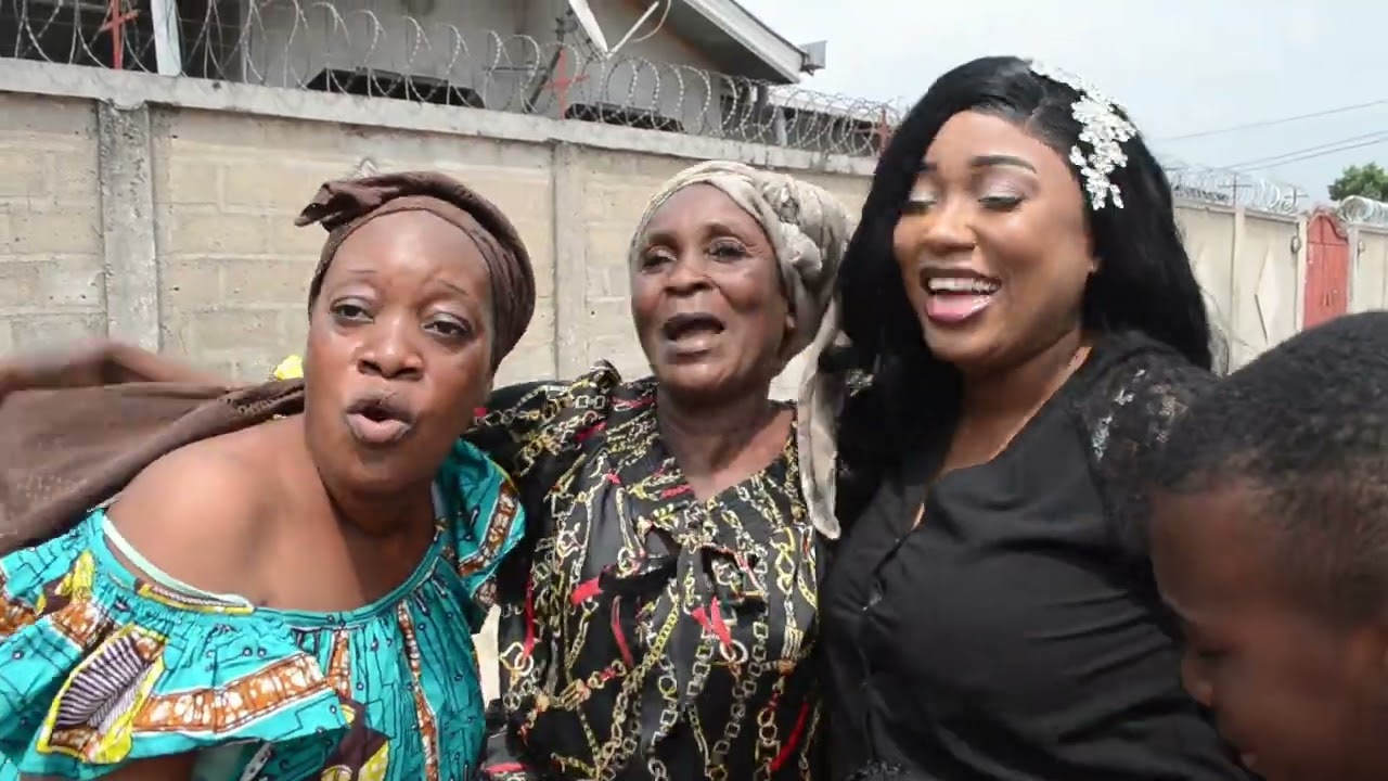 BRAZZAVILLE, REPAS DU MARIAGE DE KEVIN ET MERCIANNE