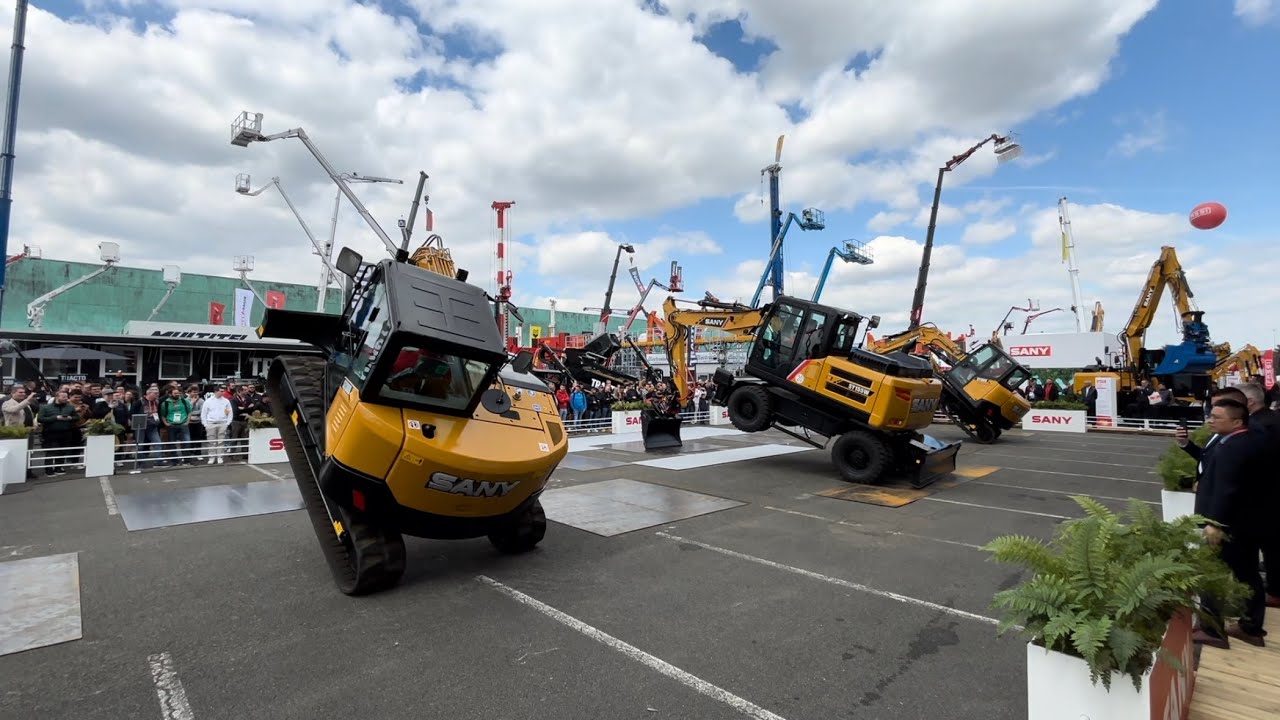 Dancing Sany Excavators - Impressive Excavators Skills Show, Intermat 2024 Paris France