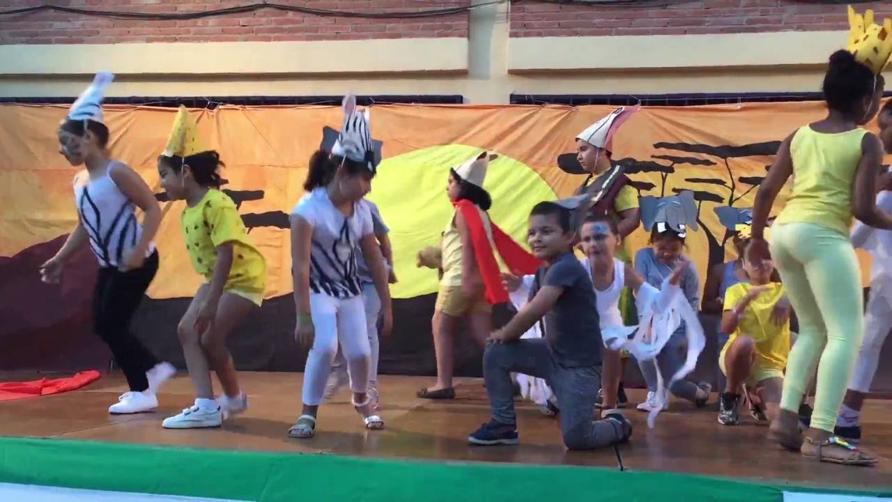 El baile del rey león