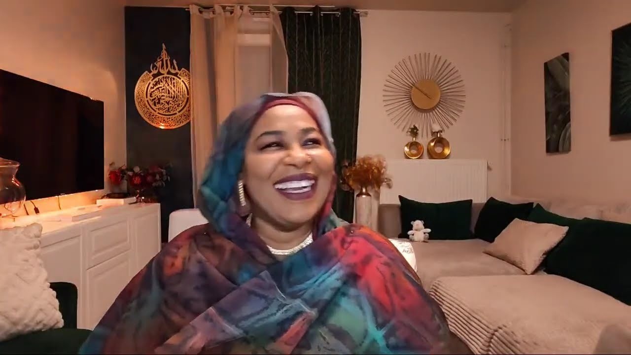 الواحد لما يقول كلام يبقي قدروا..واستحمل..ال_رد  عاد كور من الزي ده