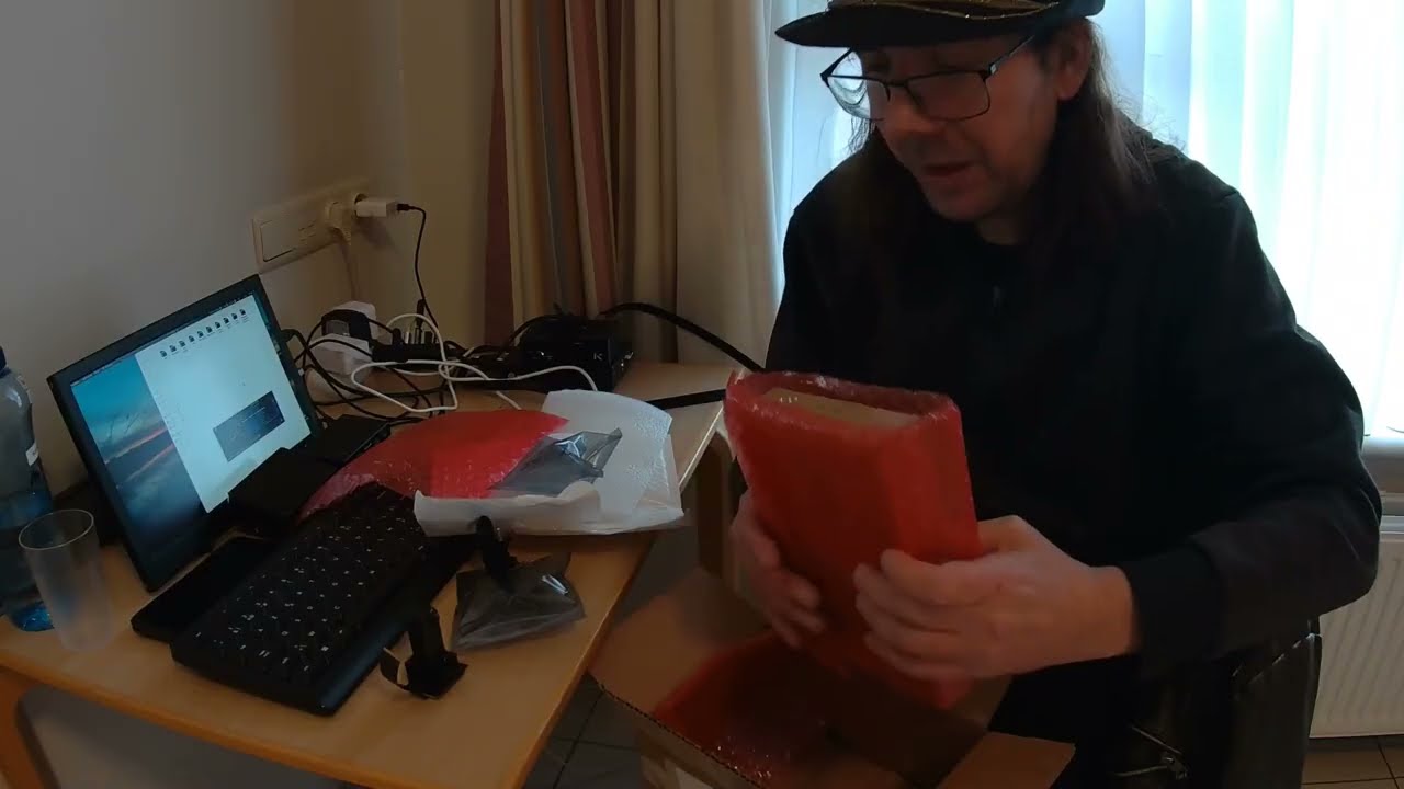 Surprise unbox and testing the gear I received