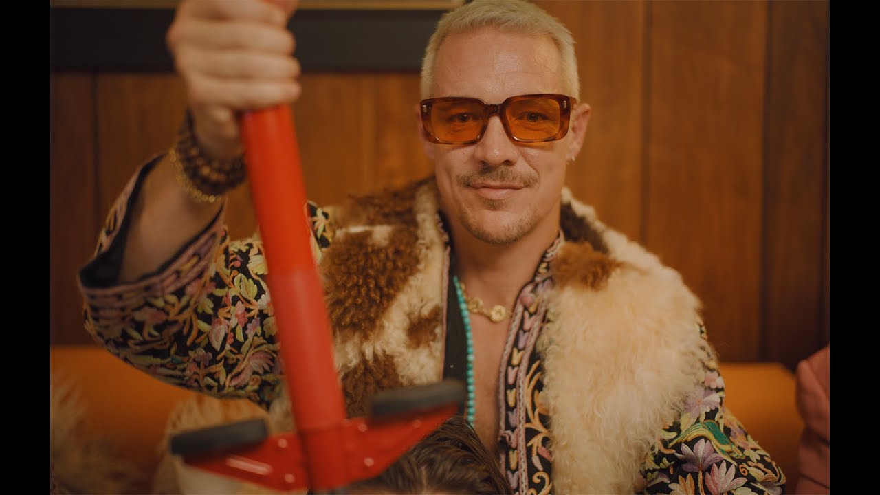 bbno$ & Diplo - pogo (Official Audio)