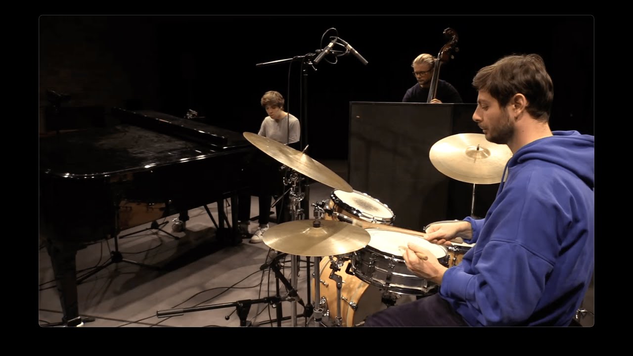 Lajos Meinberg Trio - A Word with 