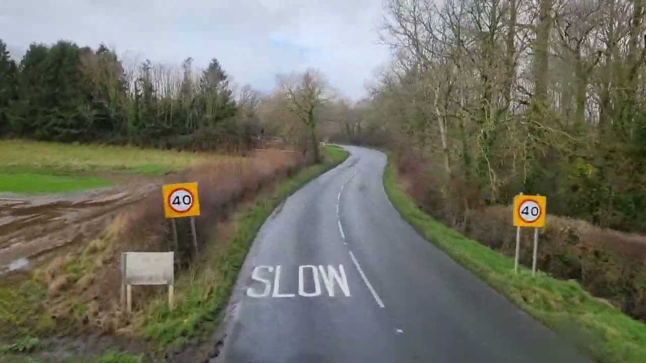 Isle Of Wight Southern Vectis bus Route 7 part 1. From Manor Farm to Newbridge
