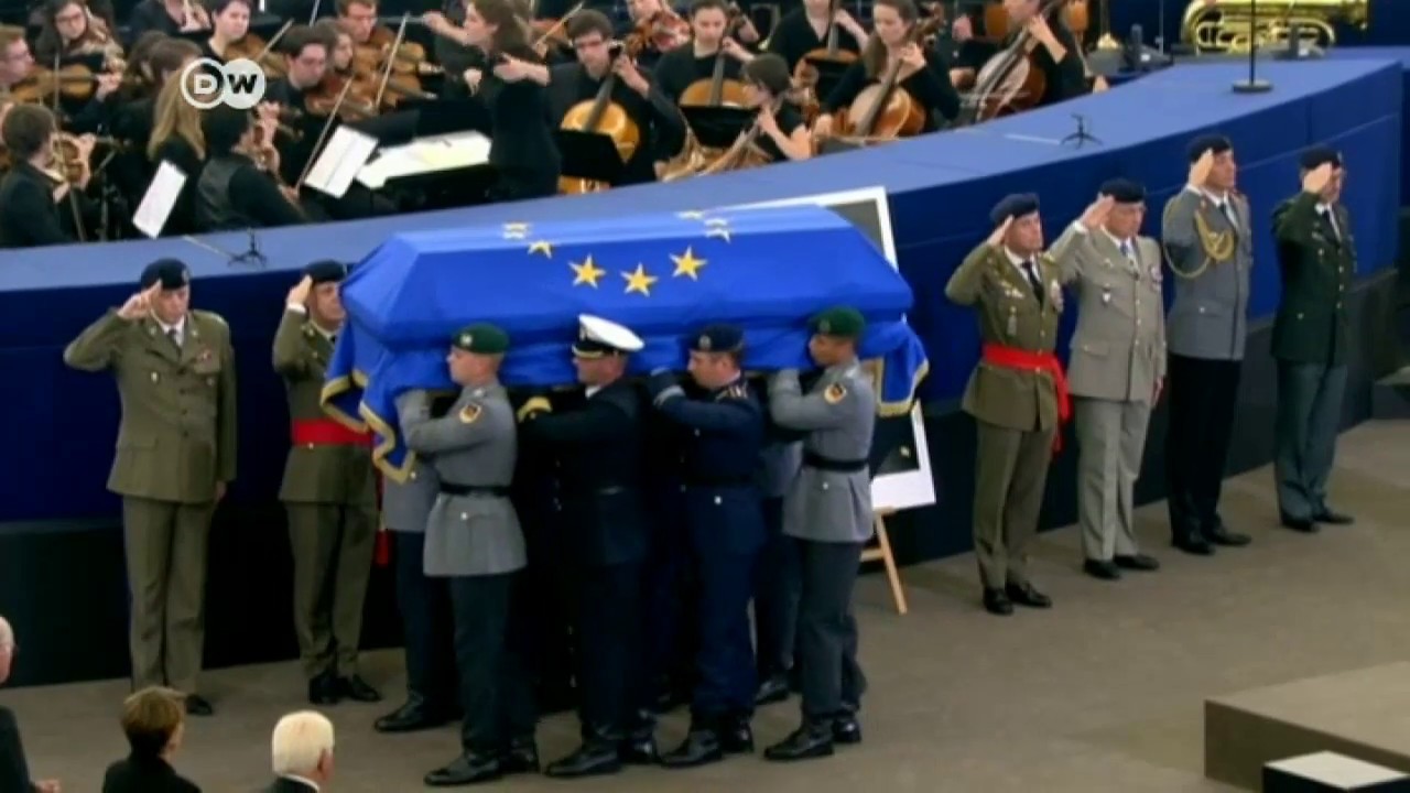 El mundo rinde homenaje a Helmut Kohl