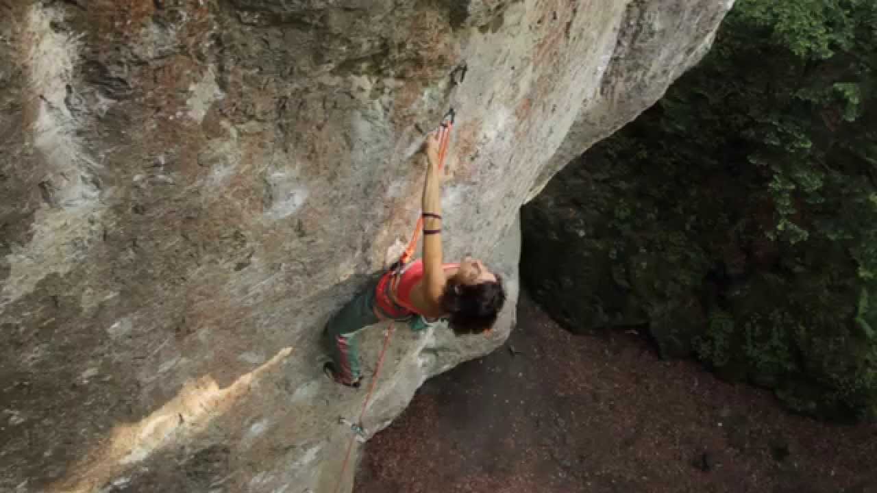 Mélissa Le Nevé - First Female Ascent of Güllich's Wallstreet