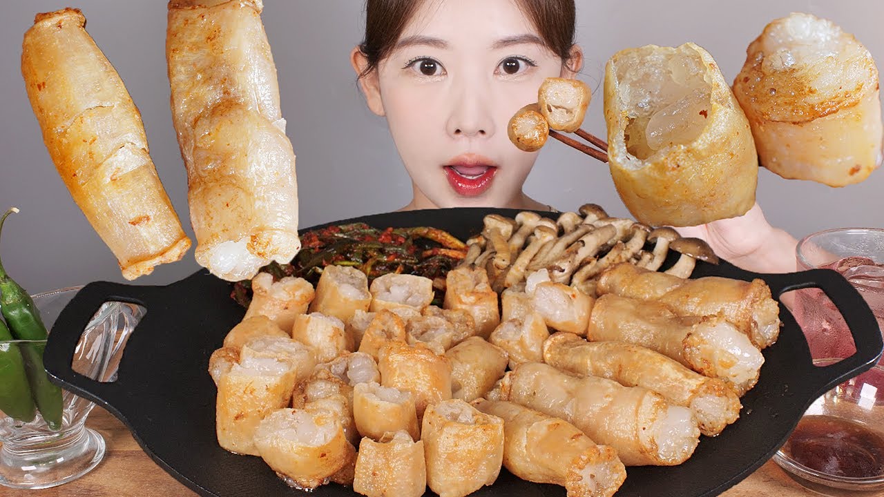 Это очень хрустящее мясо Inestines moking show [eating show] mukbang korean food