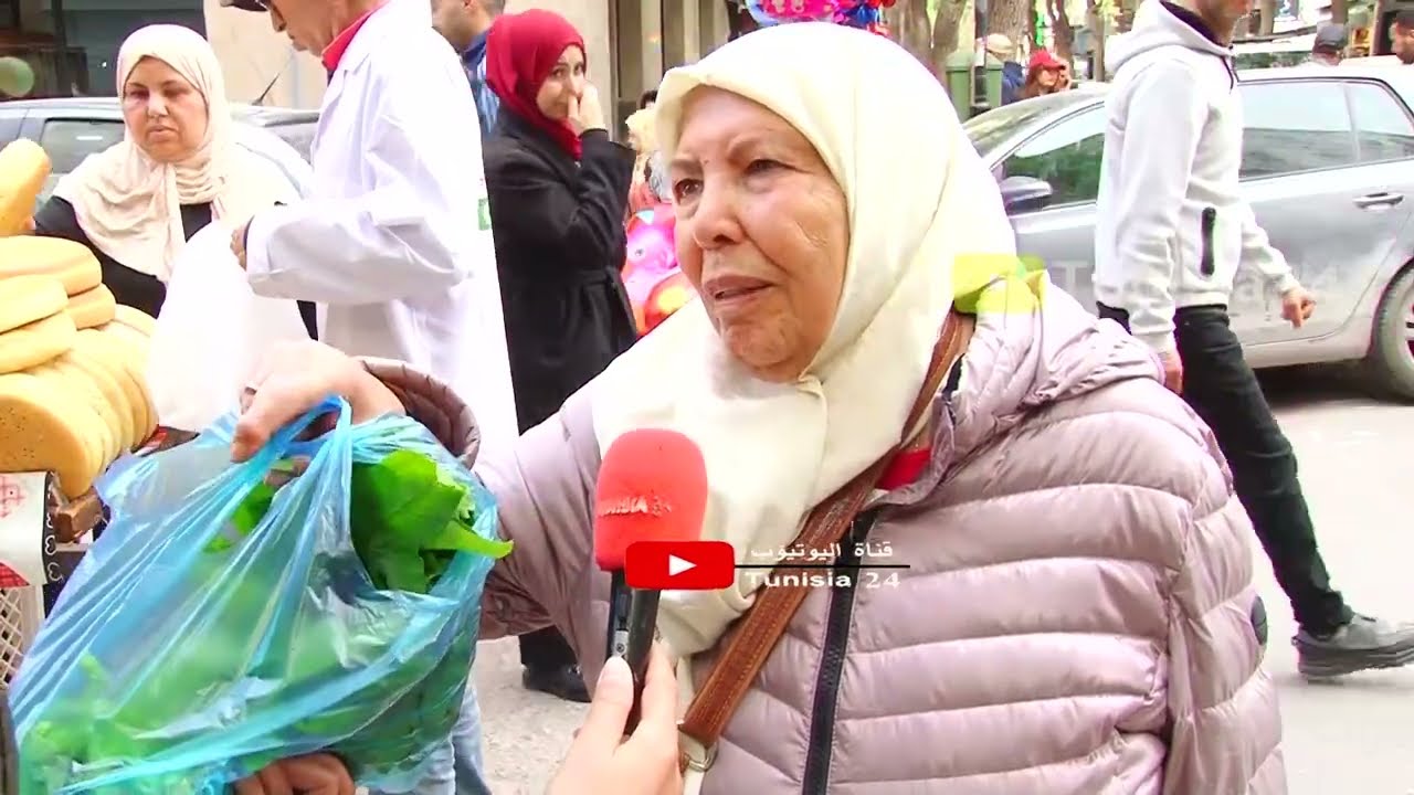 خذيت بأكثر من 250د لحم أحمر وأبيض استهلاك15يوم..يلزم نحمدو ربي على خيرات بلادنا..ماثمة حد يبات جيعان