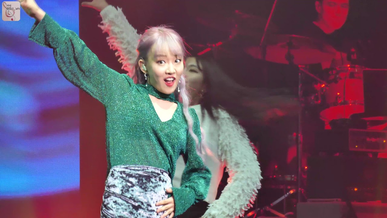 [직캠][4K 60P] 윤하 - Parade [180309 Rescue 앵콜 콘서트]