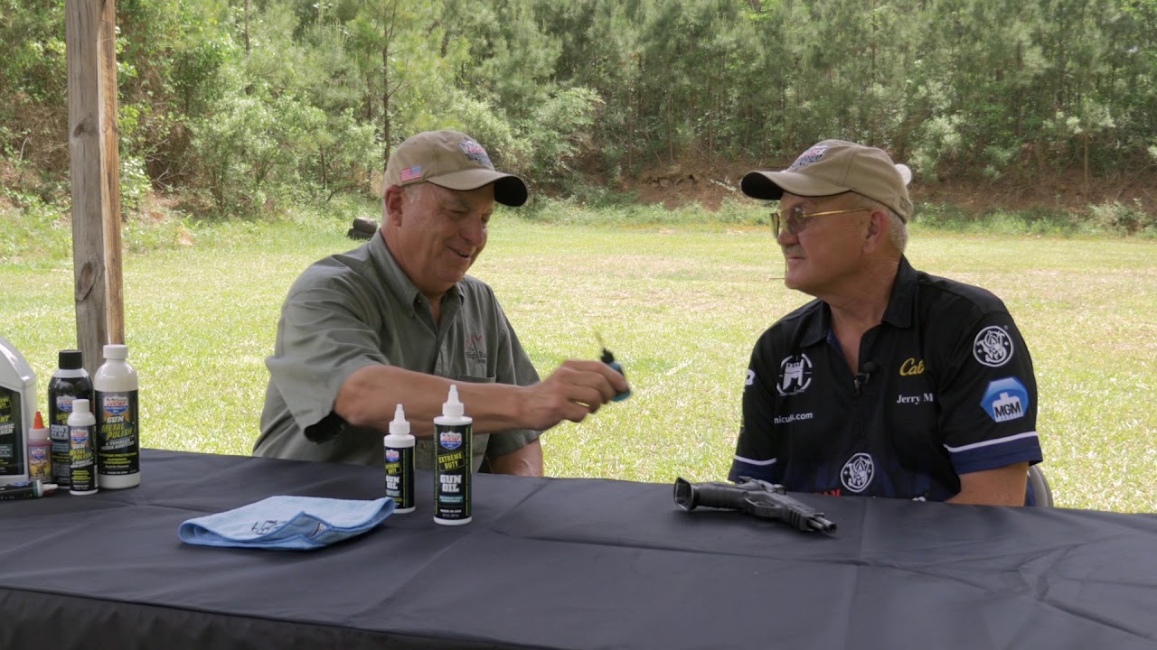 How to Use the Lucas Oil Gun Oil Applicator