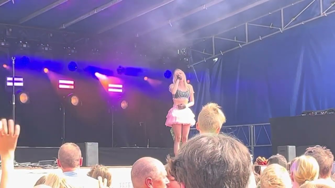 Camille - Mix (Driver's License...) @ Vredesfeesten Sint-Niklaas 03-09-2022