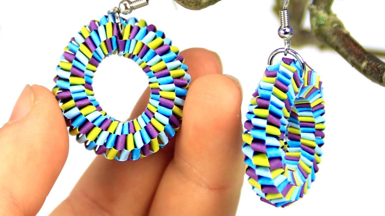 Earrings made with quilling strips