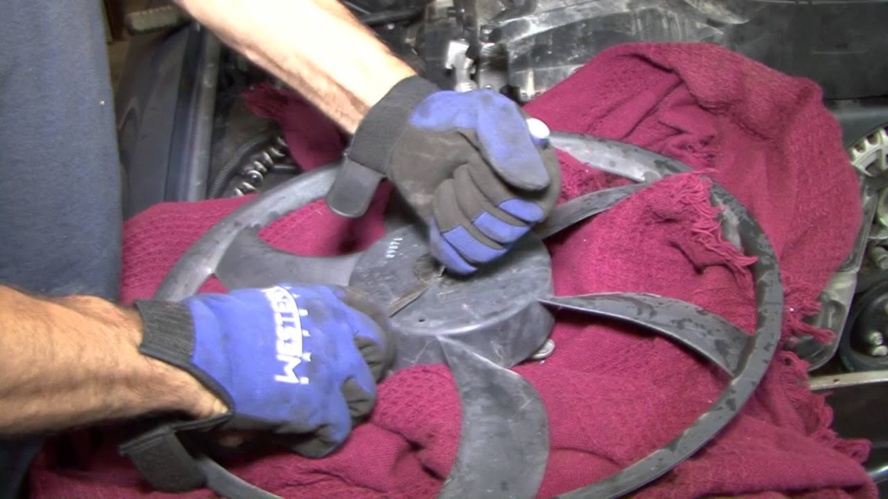 Ford Crown Victoria radiator fan motor replacement 06-11